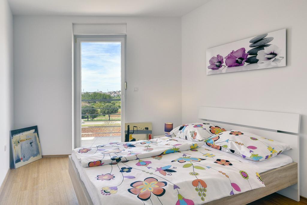 Apartments Vea พูลา ภายนอก รูปภาพ